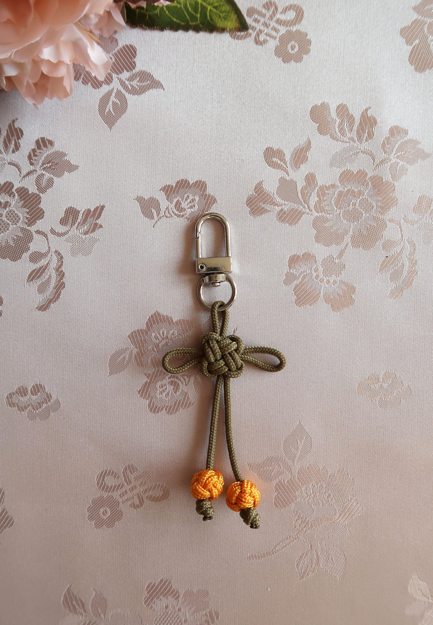 Porte-clés nœud coréen "Chance"