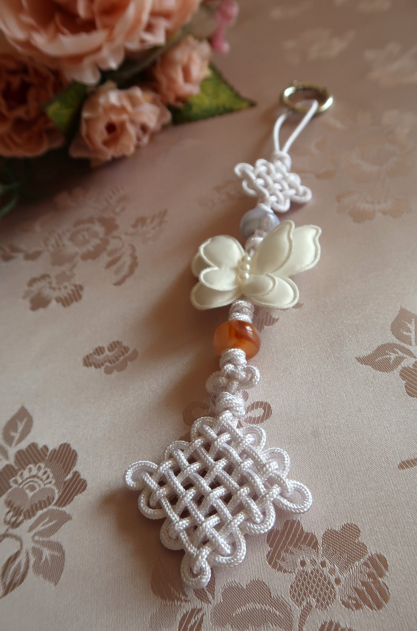 Norigae "Bon Appetit Your Majesty"